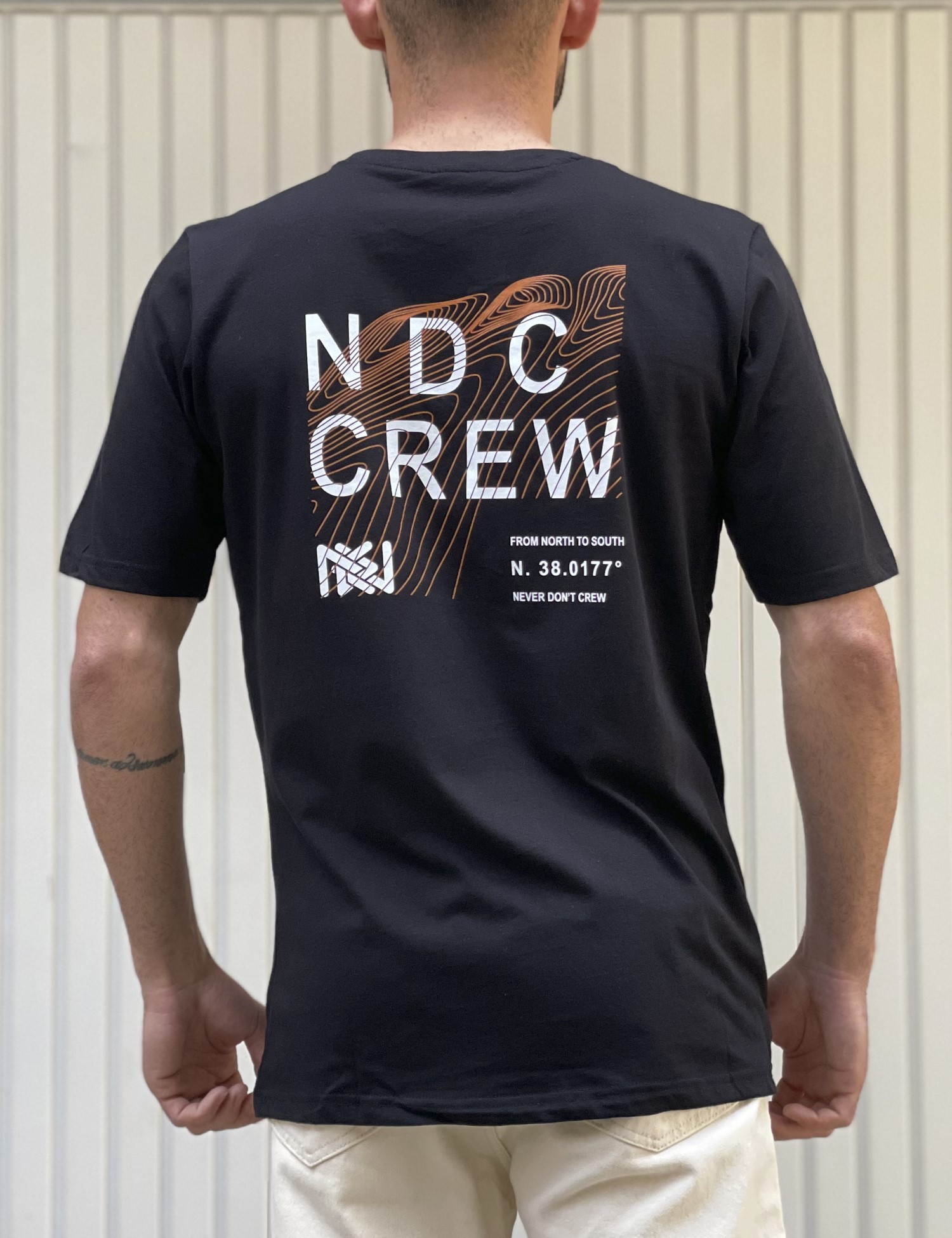 NDC ανδρικό μαύρο Tshirt με τύπωμα 222914 φωτογραφία